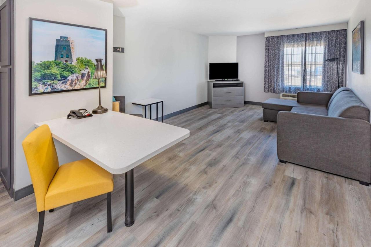 La Quinta Inn & Suites By Wyndham Ardmore Luaran gambar