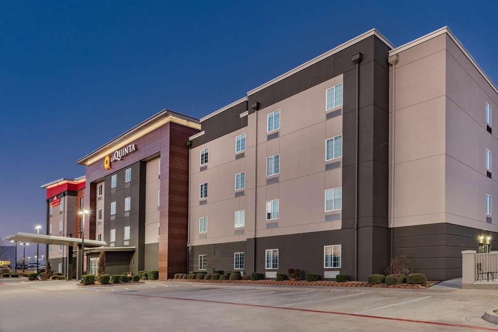 La Quinta Inn & Suites By Wyndham Ardmore Luaran gambar